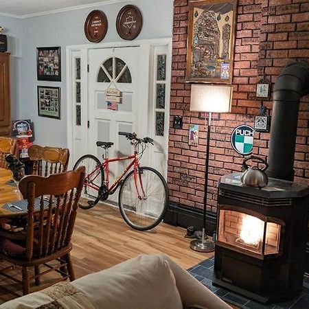 Kountry Living Bed And Breakfast 오네온타 외부 사진